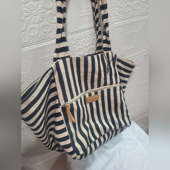 Nautica Beach Bag open top with inside pocket - Picture 5 of 11